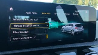 Leasing Sedan MERCEDES A 180 2019