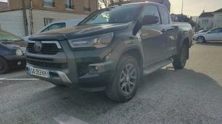 Finansowanie SUV Toyota Hilux 2021