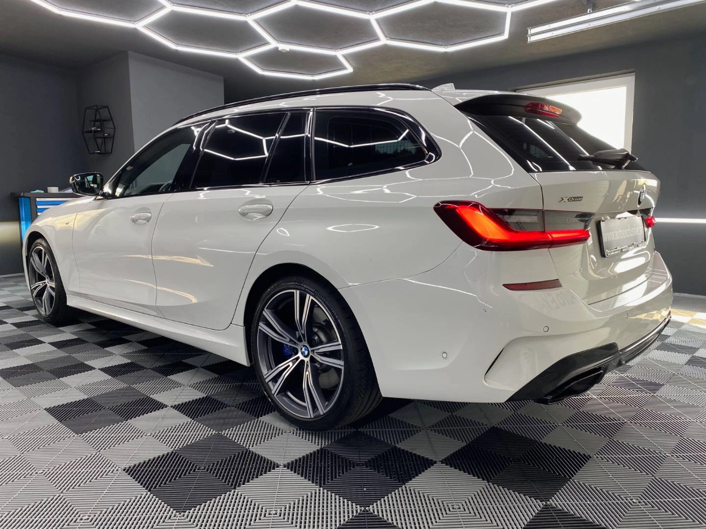 Lízing Kombi BMW RAD 3 TOURING 2020