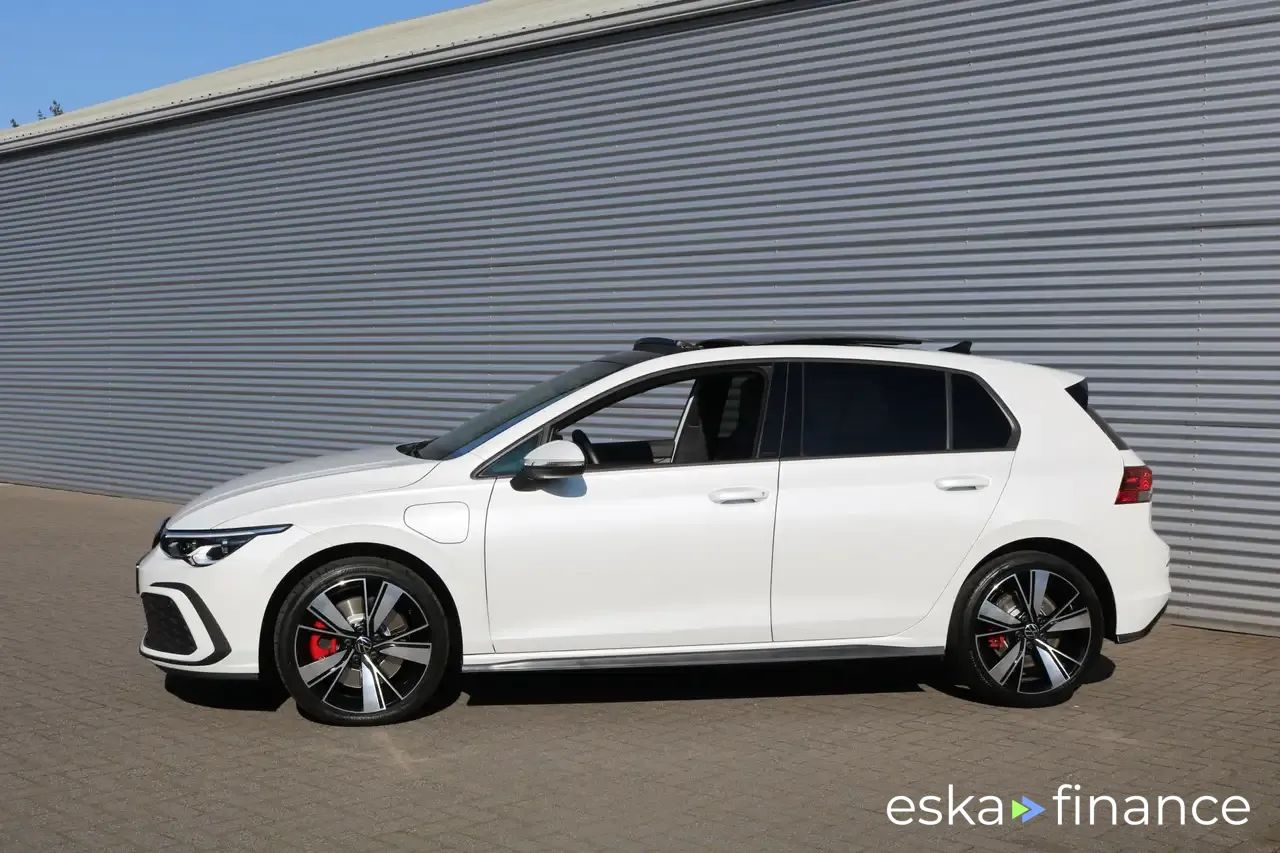 Leasing Hatchback Volkswagen GOLF GTE 2025