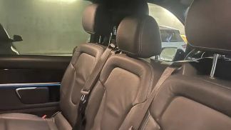 Lízing Hatchback MERCEDES V 2019