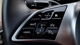 Lízing Sedan MERCEDES C 300 2024