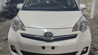 Financování Hatchback Toyota Verso-S 2013