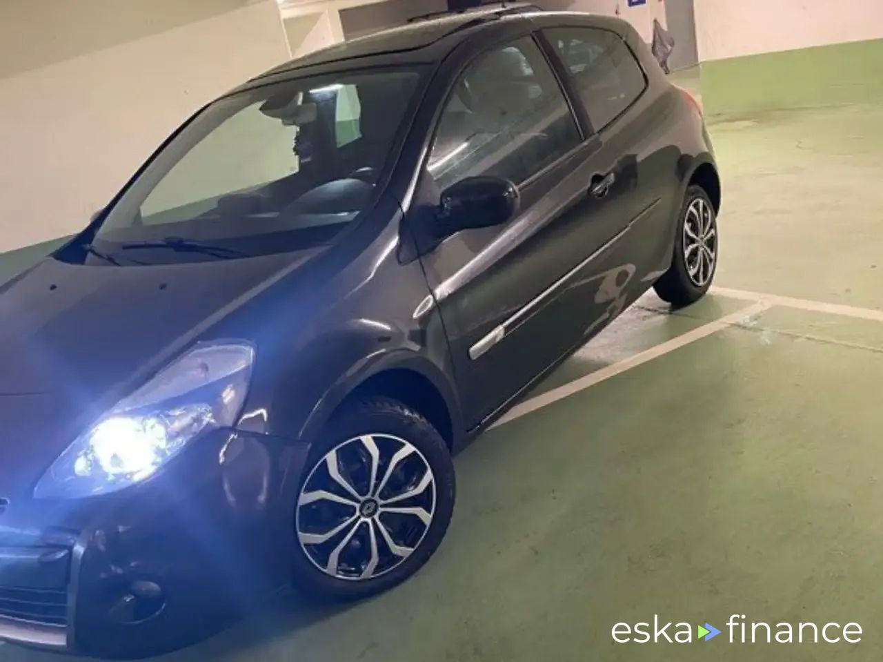 Leasing Sedan Renault Clio 2011