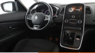 Leasing Le transport des passagers Renault Grand Scenic 2019