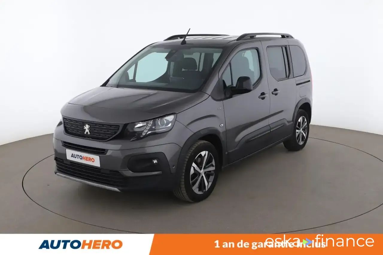 Lízing Hatchback Peugeot Rifter 2021