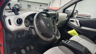 Lízing Hatchback Peugeot Partner 2015