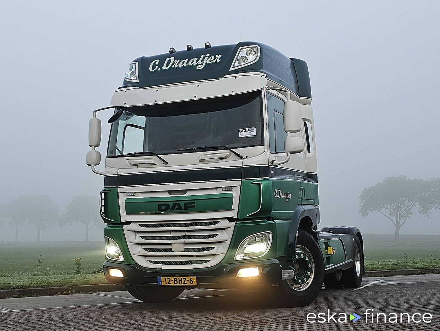 Leasing Tractor unit DAF CF 440 2017