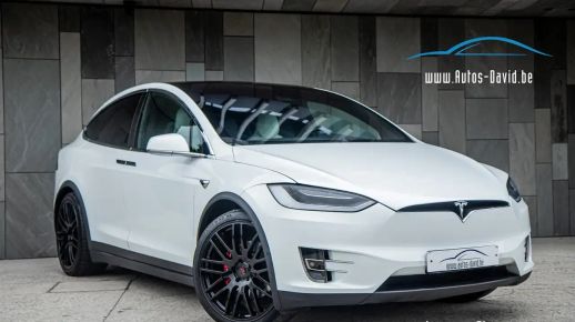 Tesla Model X 2019