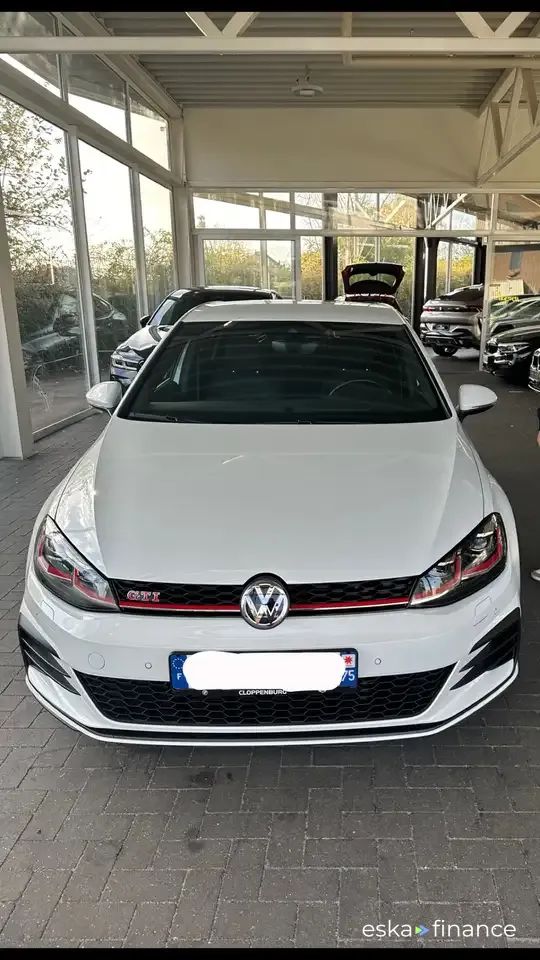 Leasing Sedan Volkswagen GOLF GTI 2017