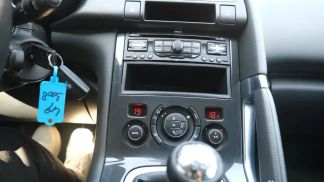 Financování Hatchback Peugeot 3008 2012