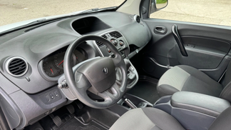 Zamknięte pudełko Renault Kangoo 2019