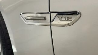 Lízing Sedan BMW 760 2010