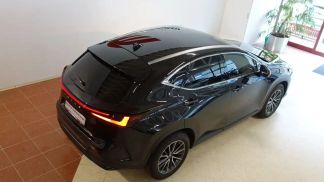 Lízing SUV Lexus NX 450H+ 2023
