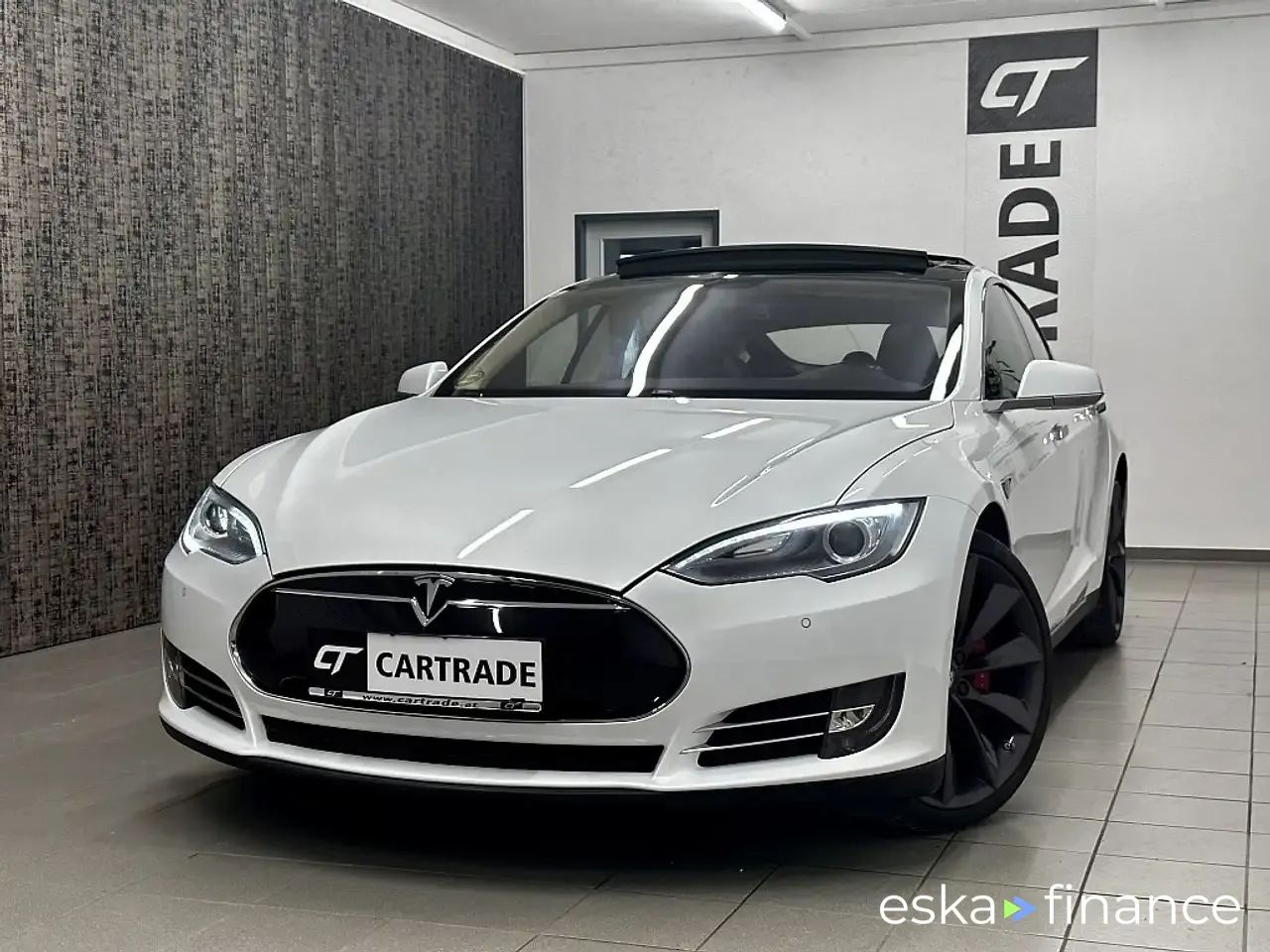 Leasing Sedan Tesla Model S 2014
