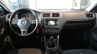 Lízing Sedan Volkswagen Jetta 2012