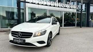 Lízing Sedan MERCEDES A 180 2012