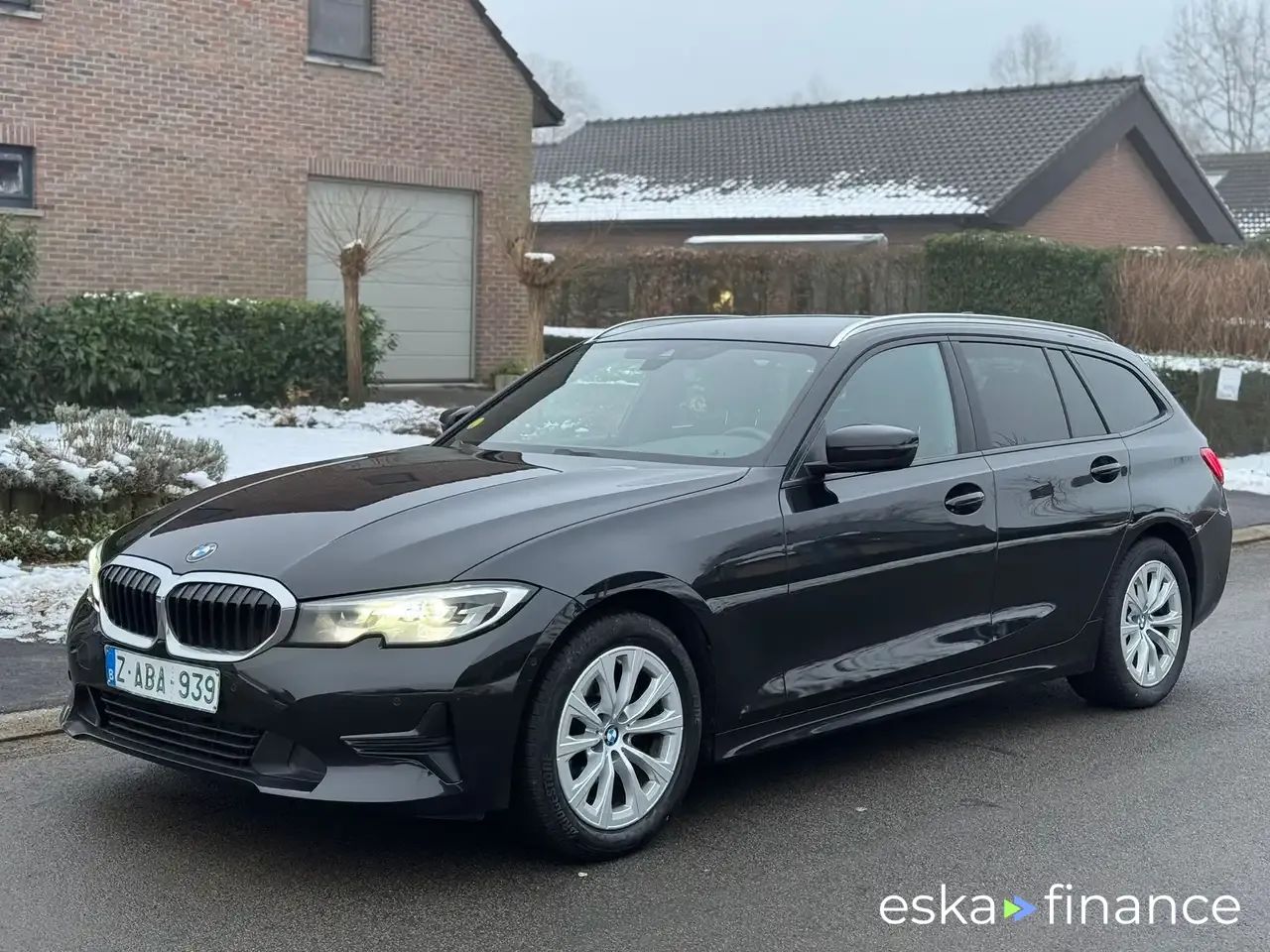 Lízing Kombi BMW 318 2021