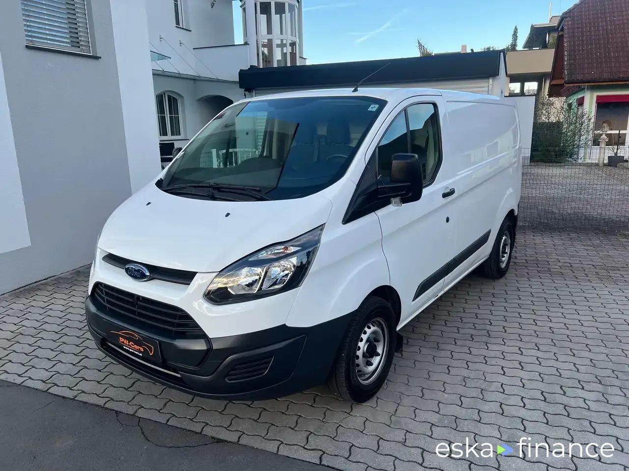 Lízing Sedan Ford Transit Custom 2017