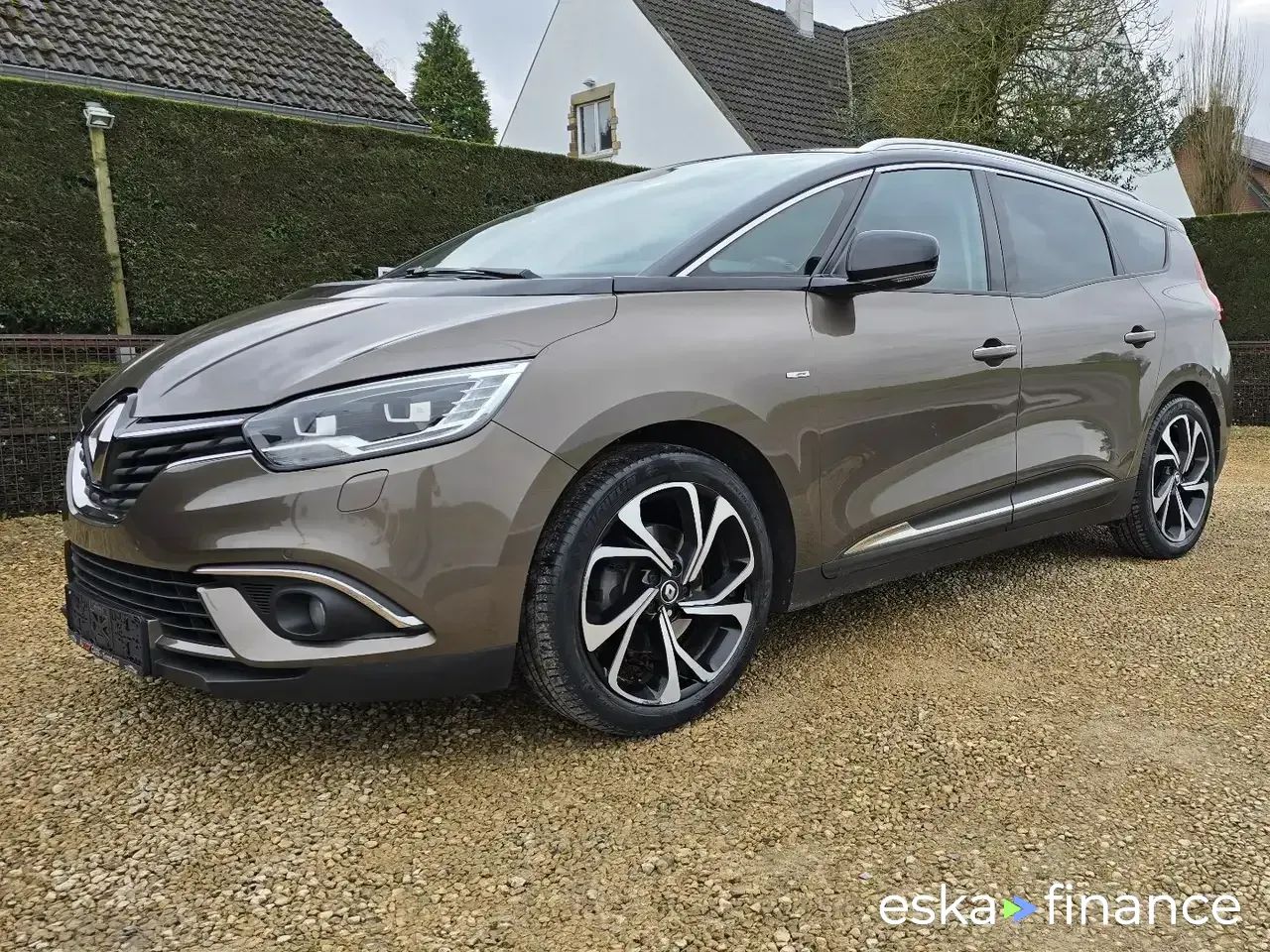 Leasing Hatchback Renault Grand Scenic 2016