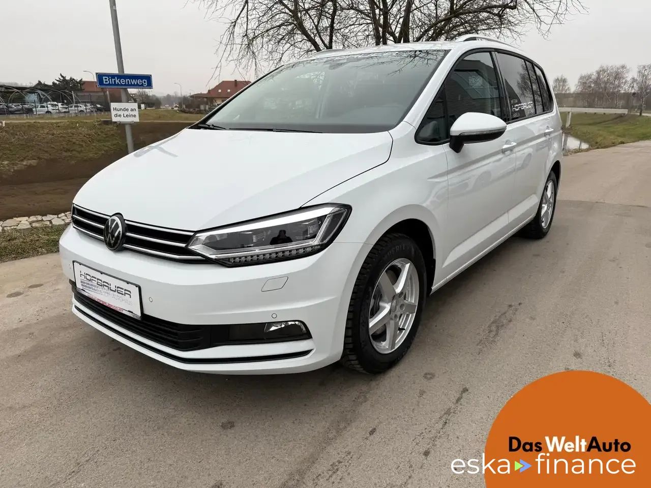 Financování Hatchback Volkswagen Touran 2025