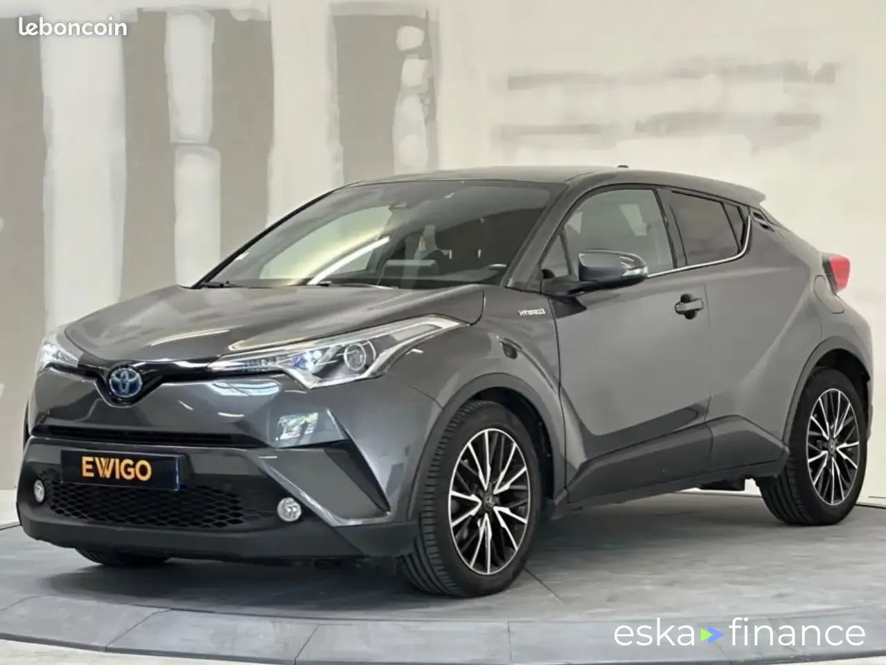 Leasing SUV Toyota C-HR 2018