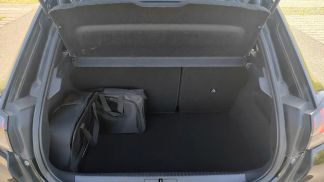 Leasing Hatchback Peugeot E-208 2020