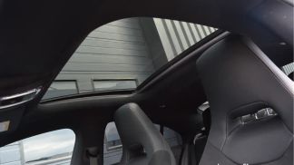 Lízing Sedan MERCEDES CLA 200 2024