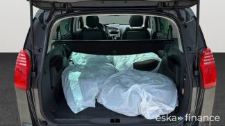 Lízing Hatchback Peugeot 5008 2013