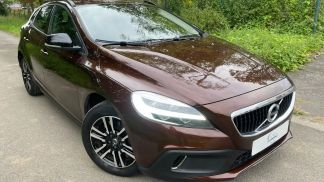 Financování Sedan Volvo V40 Cross Country 2017