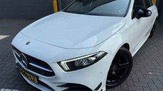 Lízing Sedan MERCEDES A 200 2019