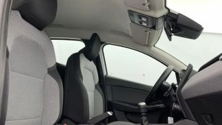Lízing Hatchback Renault Clio 2024