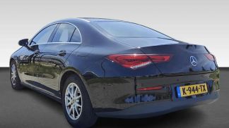 Lízing Sedan MERCEDES CLA 180 2021