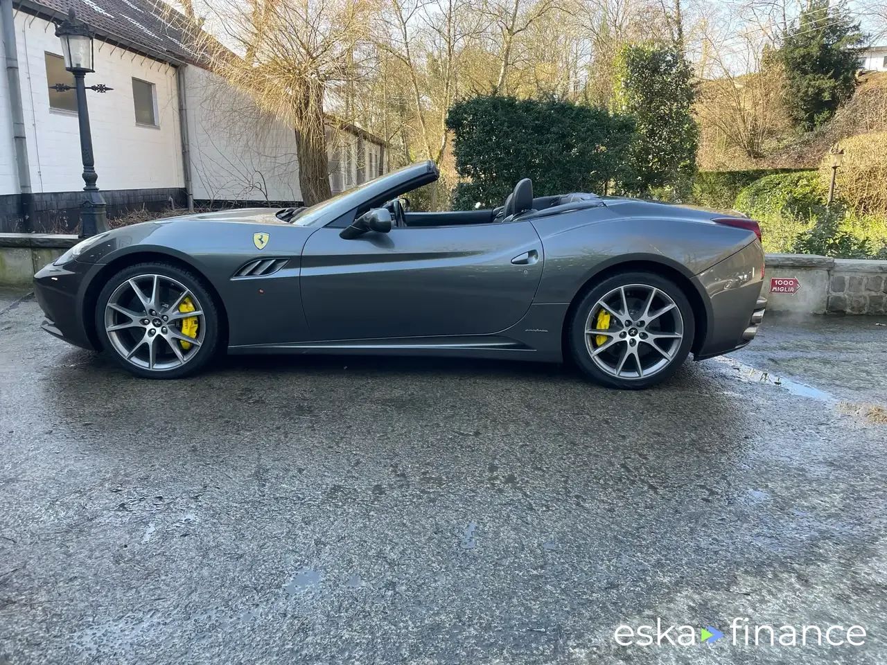 Lízing Kabriolet Ferrari California 2010