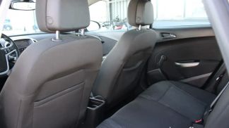 Lízing Hatchback Opel Astra 2011