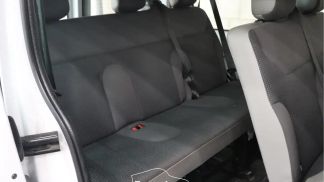 Lízing Hatchback Opel Vivaro 2013