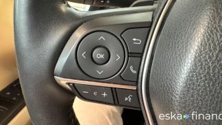 Lízing Sedan Toyota Camry 2023