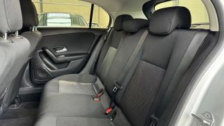 Leasing Sedan MERCEDES A 180 2020