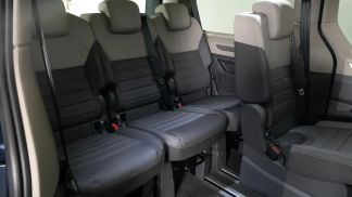 Lízing Hatchback Volkswagen T7 Multivan 2023
