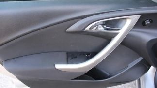Lízing Hatchback Opel Astra 2011