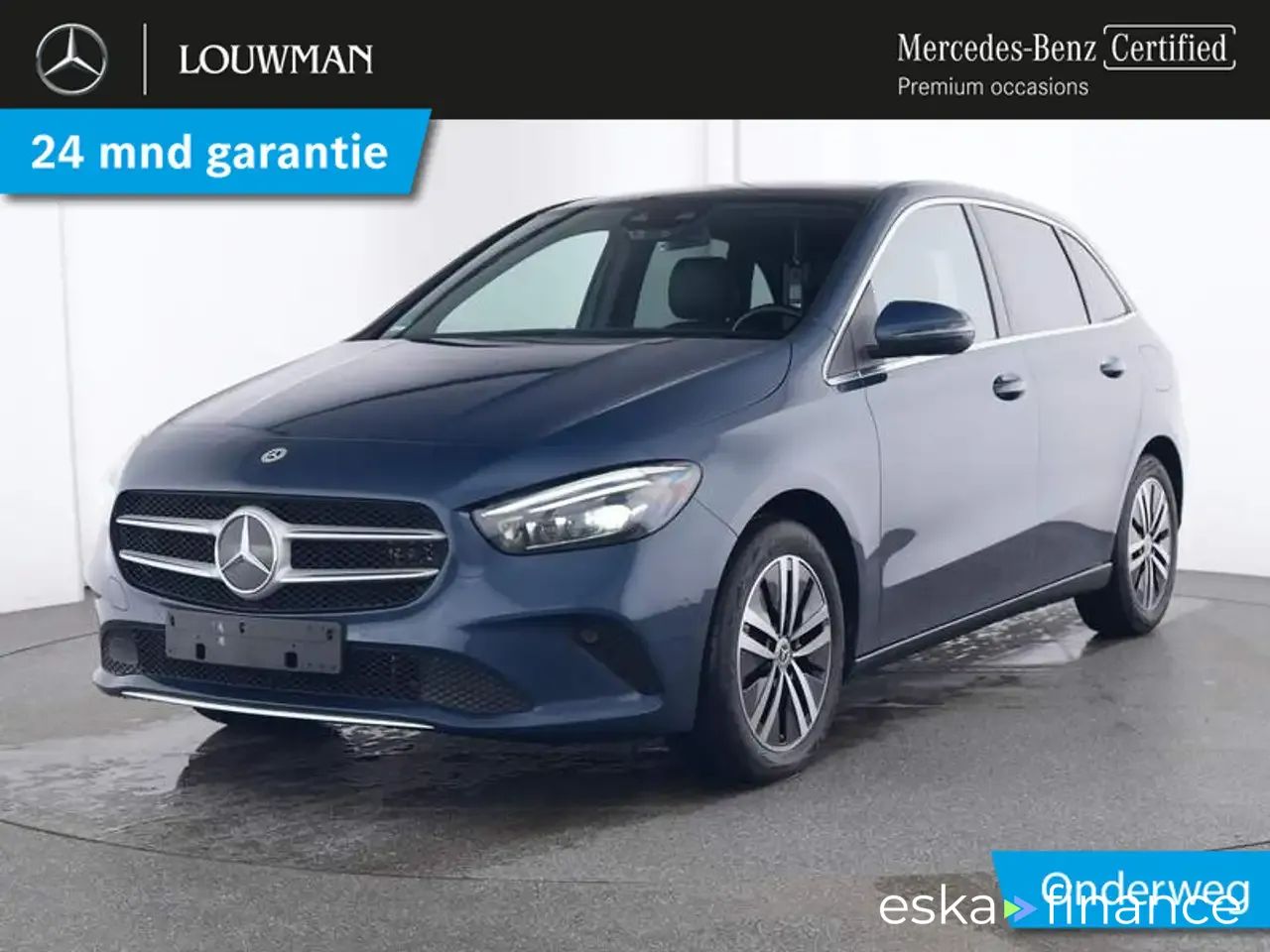 Lízing Hatchback MERCEDES B 250 2022