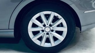 Lízing Hatchback MERCEDES B 180 2014