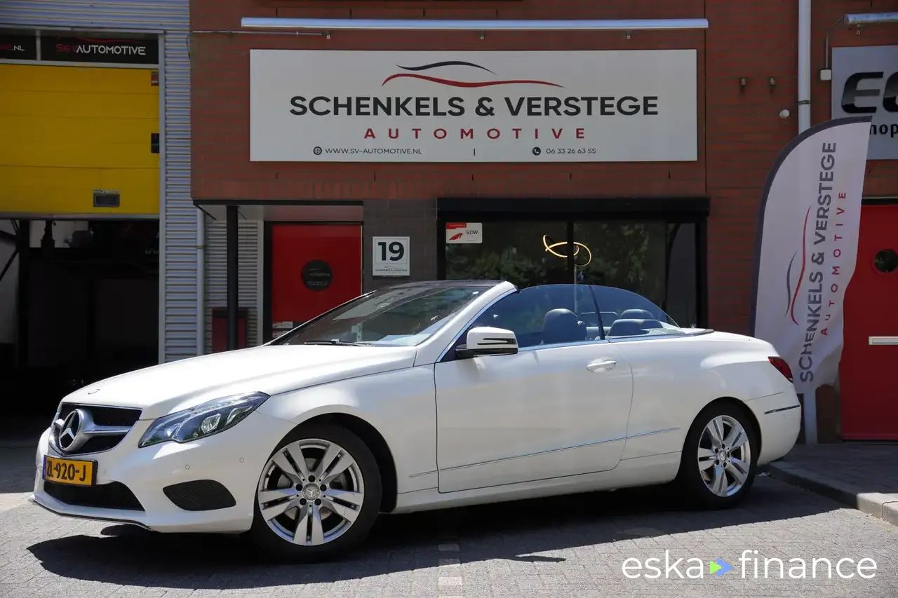 Leasing Convertible MERCEDES E 200 2013
