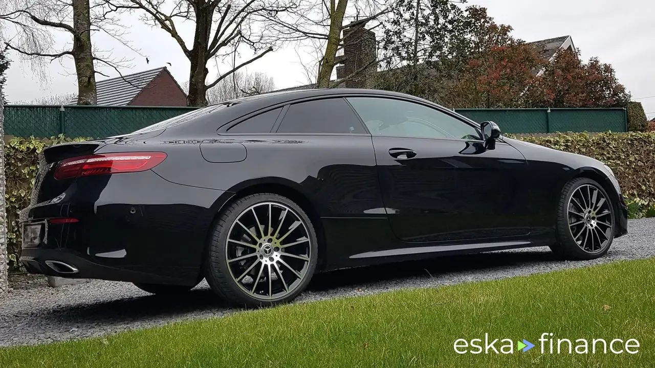 Finansowanie Coupé MERCEDES E 200 2018