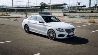 Leasing Sedan MERCEDES C TRIEDA 2015