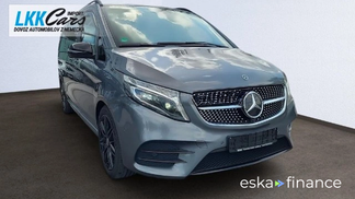 Lízing Špeciálny nákladiak Mercedes-Benz V TRIEDA 2020