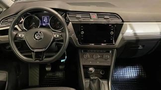 Leasing Passenger transport Volkswagen Touran 2017