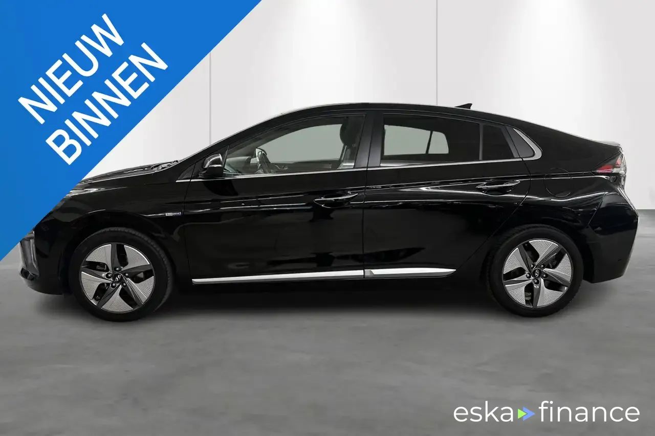 Lízing Hatchback Hyundai IONIQ 2020
