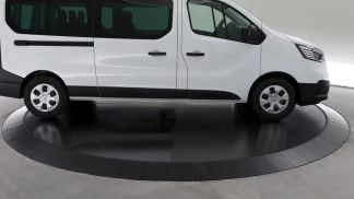 Lízing Hatchback Renault Trafic 2024