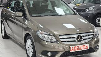 Financování Hatchback MERCEDES B 200 2013